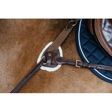 Acolchado de Protección en Borreguillo Sintético para Pechopetral de 5 puntos Dy'on