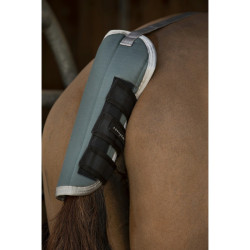 Protector de cola Equithème Tyrex 600D reciclado Protector de cola Equithème Tyrex 600D reciclado