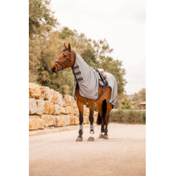 Cobertura anti-moscas para montar a caballo Horze Paso Fino con cuello desmontable y protección UV Cobertura anti-moscas para montar a caballo Horze Paso Fino con cuello desmontable y protección UV