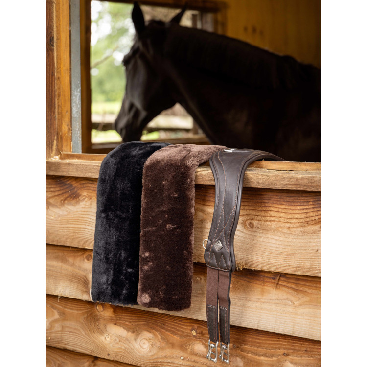 Funda de cincha mixta LeMieux Simuwool para deslizar Funda de cincha mixta LeMieux Simuwool para deslizar