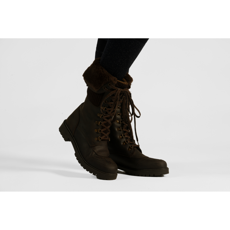 Botas Banderas & Copa Karkola
