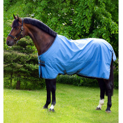Manta Horseware Amigo Hero 900 50g