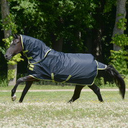 Manta Bucas Oasis Turnout 200g con cubrecuello