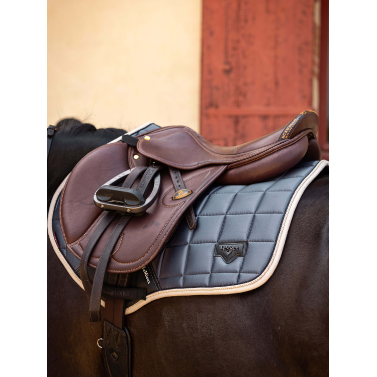 Mantilla LeMieux Loire Classic Close Contact Square Mantilla LeMieux Loire Classic Close Contact Square