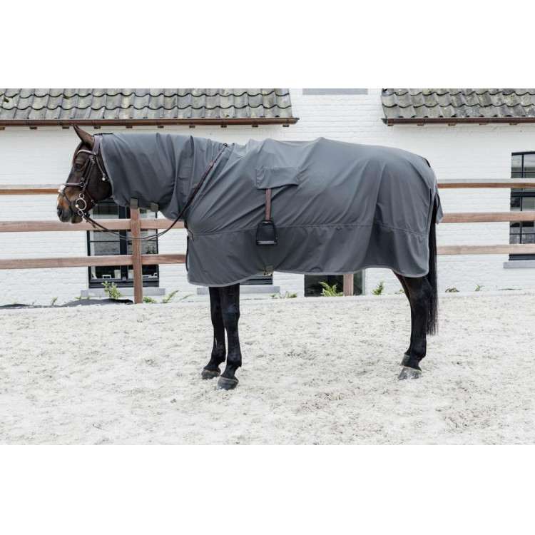 Impermeable para caballo Hurricane con orificios para estribos Kentucky