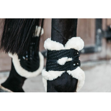 Protector de menudillo elástico con borreguillo vegano Kentucky Protector de menudillo elástico con borreguillo vegano Kentucky