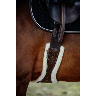 Cinchón Anatómico de oveja Kentucky Castaño Marrón