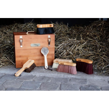 Caja de limpieza Grooming Deluxe by Kentucky Marrón