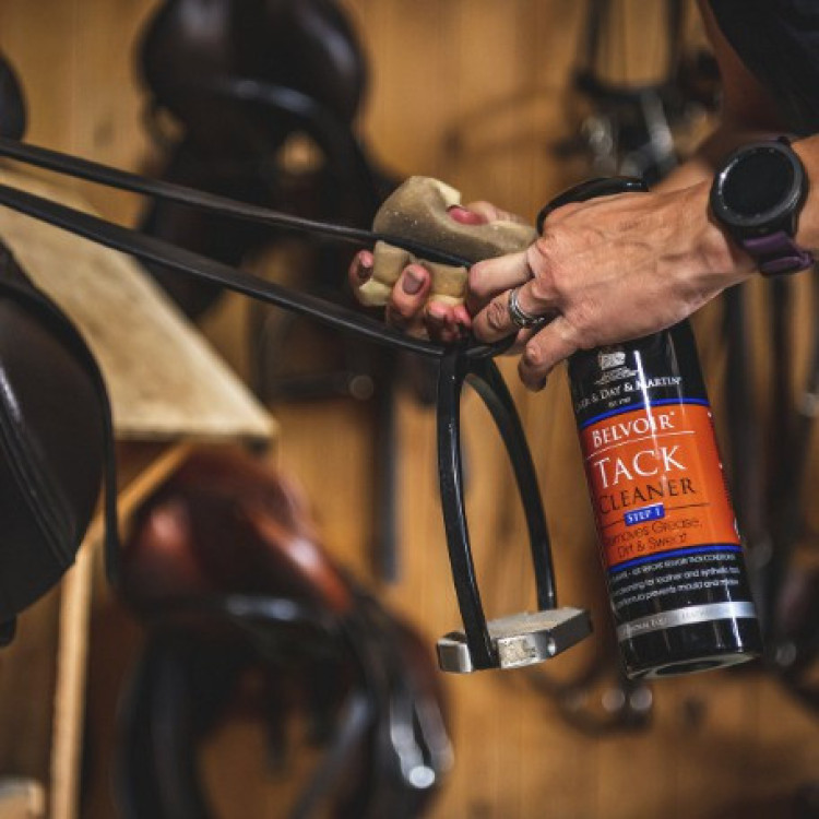 Spray limpiador Belvoir® Carr & Day & Martin Tack Cleaner Spray limpiador Belvoir® Carr & Day & Martin Tack Cleaner