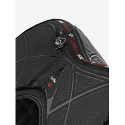 Mantilla LeMieux X-Grip Silicone EuroJump Square Negro