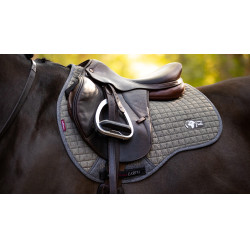 Mantilla LeMieux Earth GP Square Musgo Marrón Mantilla LeMieux Earth GP Square Musgo Marrón