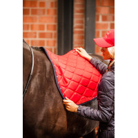 Manta de montar mixta B Vertigo Amory con monograma bordado B Vertigo Rojo rosa agracejo Manta de montar mixta B Vertigo Amory con monograma bordado B Vertigo Rojo rosa agracejo