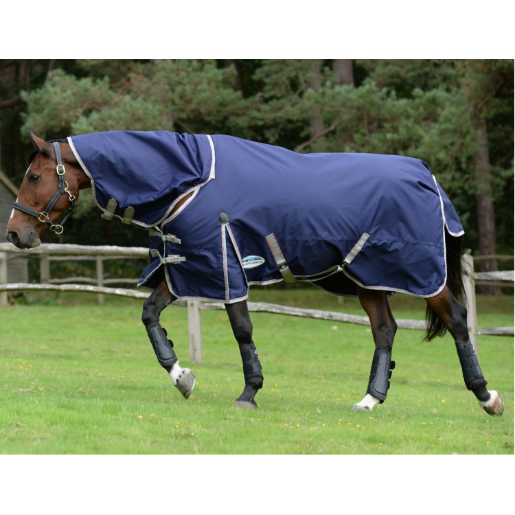 Manta Weatherbeeta 50g ComFiTec Essential con cubrecuello Manta Weatherbeeta 50g ComFiTec Essential con cubrecuello