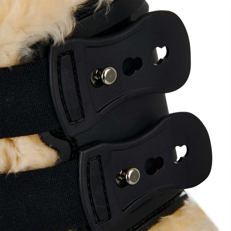 Protectores de menudillo de poliuretano con borrego sintético New Evolution Equestro Protectores de menudillo de poliuretano con borrego sintético New Evolution Equestro