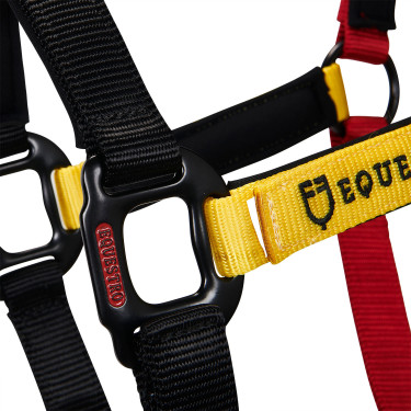Cabezada de nylon Flaggy Equestro Negro / rojo / amarillo Cabezada de nylon Flaggy Equestro Negro / rojo / amarillo