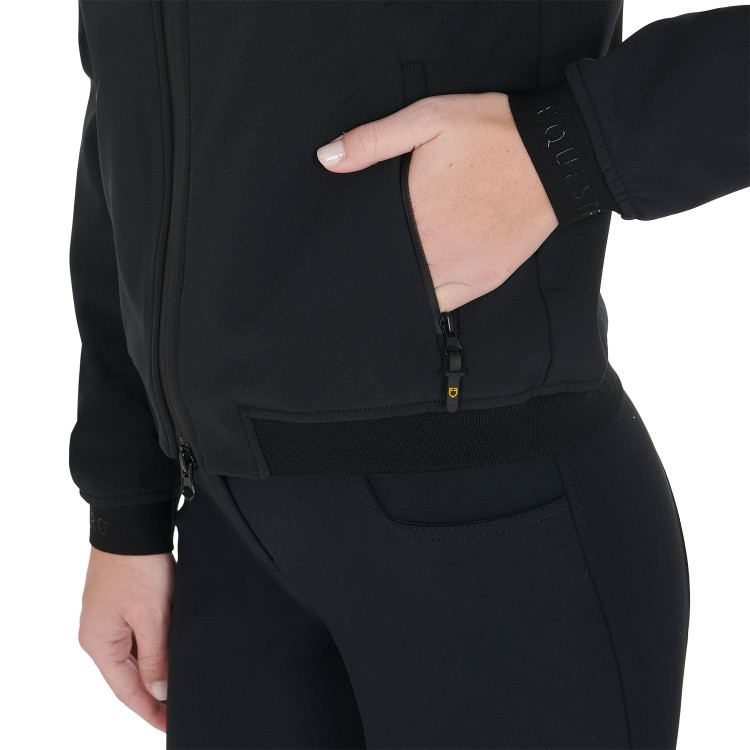 Chaqueta de mujer en tejido técnico Equestro Chaqueta de mujer en tejido técnico Equestro