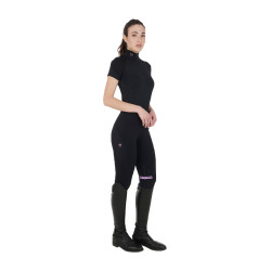 Capa base ajustada de manga corta para mujer en tejido técnico Equestro Negro / lila Capa base ajustada de manga corta para mujer en tejido técnico Equestro Negro / lila