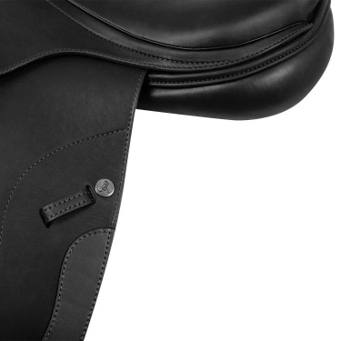 Silla de salto Roma con armazón de madera y cuero doble Acavallo Silla de salto Roma con armazón de madera y cuero doble Acavallo