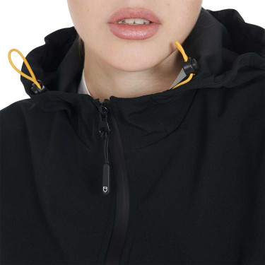 Chaqueta softshell entallada con cremallera cortaviento para mujer Equestro Chaqueta softshell entallada con cremallera cortaviento para mujer Equestro
