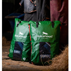 Manta de exterior Horseware Rambo Duo 100g + Liner 300g Marino / cielo azul Manta de exterior Horseware Rambo Duo 100g + Liner 300g Marino / cielo azul