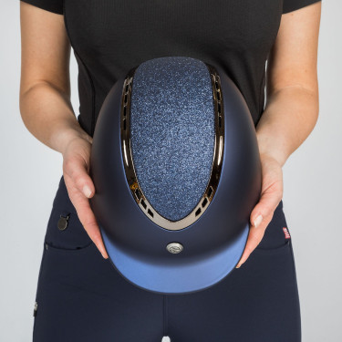 Casco EQ3 Pardus Smooth Top con ruleta Back on Track Azul con purpurina Casco EQ3 Pardus Smooth Top con ruleta Back on Track Azul con purpurina