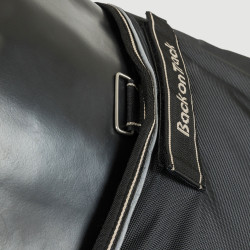 Manta Back on Track Obsidian con cuello Manta Back on Track Obsidian con cuello