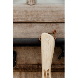 Limpia cascos con cerdas metálicas y imán Grooming Deluxe Marrón