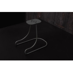Soporte para Casco de Acero Grooming Deluxe de Kentucky Negro Soporte para Casco de Acero Grooming Deluxe de Kentucky Negro