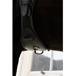 Cinchón Corto Anatómico Kentucky Negro Cinchón Corto Anatómico Kentucky Negro