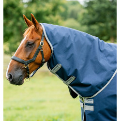 Halsabdeckung Horseware Reißfest Amigo® 900D Leicht 0g Marino / gris titanio Azul marino Halsabdeckung Horseware Reißfest Amigo® 900D Leicht 0g Marino / gris titanio Azul marino