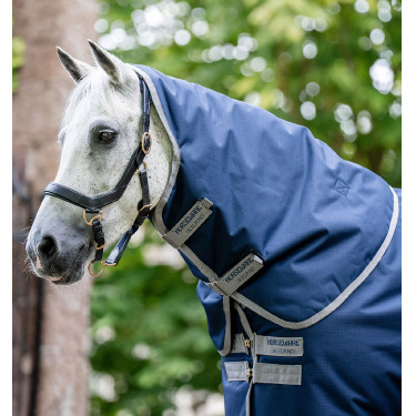 Manta Amigo Ripstop Horseware 900D Plus Turnout 100g Marino / gris titanio Manta Amigo Ripstop Horseware 900D Plus Turnout 100g Marino / gris titanio