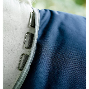 Manta Horseware Amigo Bravo 12 50g Turnout Marino / gris titanio / plata Manta Horseware Amigo Bravo 12 50g Turnout Marino / gris titanio / plata