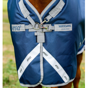 Horseware Amigo® Bravo 12 Plus 400g 1200D Manta Marino / gris titanio / plata Horseware Amigo® Bravo 12 Plus 400g 1200D Manta Marino / gris titanio / plata