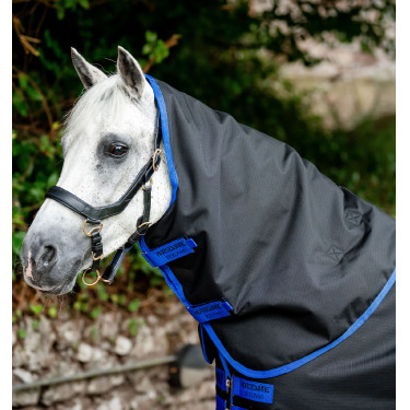 Cubrecuello Horseware Amigo Ripstop 900D Turnout Hood 150g Negro / azul clásico