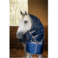 Manta de cuadra Horseware Amigo Ripstop Insulator Plus Poni 200 g Marino / gris titanio Azul marino Manta de cuadra Horseware Amigo Ripstop Insulator Plus Poni 200 g Marino / gris titanio Azul marino