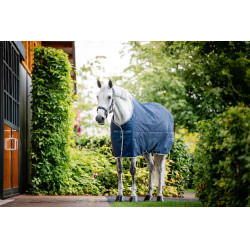 Manta de cuadra Horseware Ionic Therapy 50g Bleu imperial / argent /Marine Azul Manta de cuadra Horseware Ionic Therapy 50g Bleu imperial / argent /Marine Azul