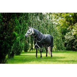 Manta Horseware Amigo 1200D Turnout Plus 50g Negro / gris titanio / plata Manta Horseware Amigo 1200D Turnout Plus 50g Negro / gris titanio / plata