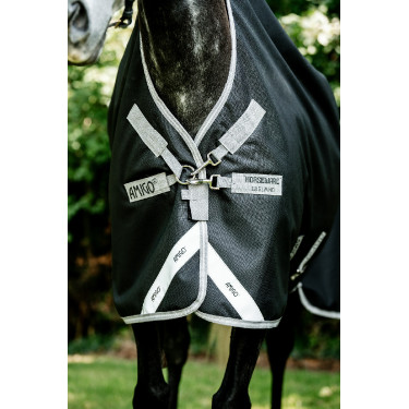 Manta Horseware Amigo 1200D Wug Turnout 150g Negro / gris titanio / plata