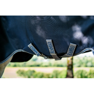 Manta Horseware Rambo 1680D Turnout 50g Marino / tormenta / gris plateado Azul marino
