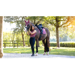 Tapis de dressage LeMieux Essence Square Palisandro Rosa Tapis de dressage LeMieux Essence Square Palisandro Rosa