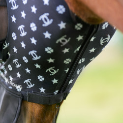 Máscara anti-moscas con nariz Imperial Riding Trail ride Negro AOP Motifs