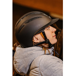 Casco EQUITHEME Agris visera ancha Negro plateado Casco EQUITHEME Agris visera ancha Negro plateado