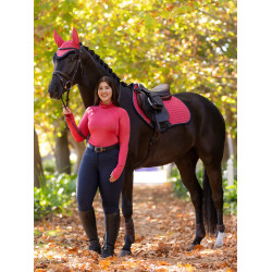 LeMieux Cuadrado de Contacto Cercano de Gamuza Reflectante Arándano Rosa LeMieux Cuadrado de Contacto Cercano de Gamuza Reflectante Arándano Rosa
