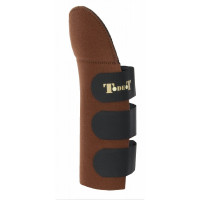 Protector cola T de T Burdeos