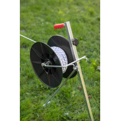 Enrollador Super con asa y fijación para el montaje en el soporte AKO Negro