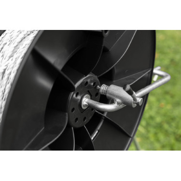 Enrollador Super con asa y fijación para el montaje en el soporte AKO Negro