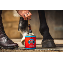 Óleo para cascos Carr & Day & Martin Hoof Dressing Cornucrescine