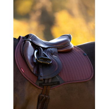 Tapis Eurojump LeMieux Essence Square Ciruela damascena Violeta