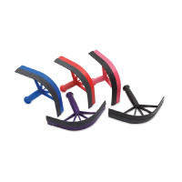 Limpiasudor plástico Shires para caballos