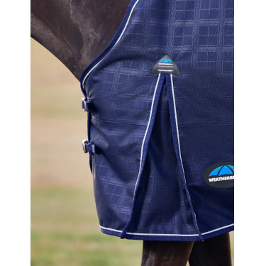 Manta Weatherbeeta ComFiTec Prelim Turnout 220 g Manta con relieve azul marino Manta Weatherbeeta ComFiTec Prelim Turnout 220 g Manta con relieve azul marino